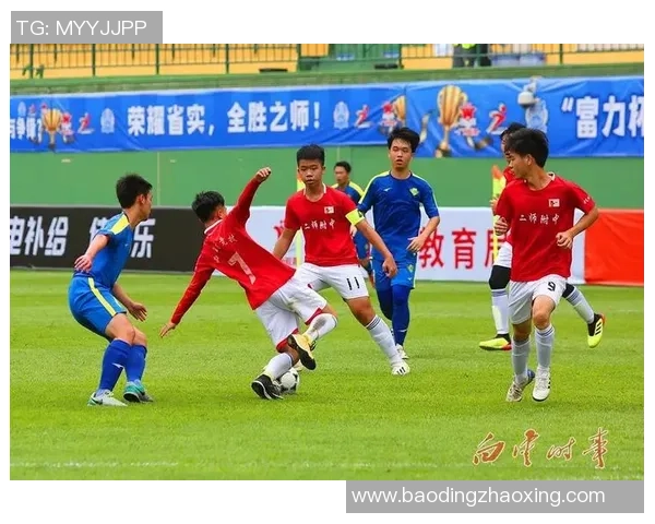 深圳足球队以64分领跑联赛积分榜展现强劲实力