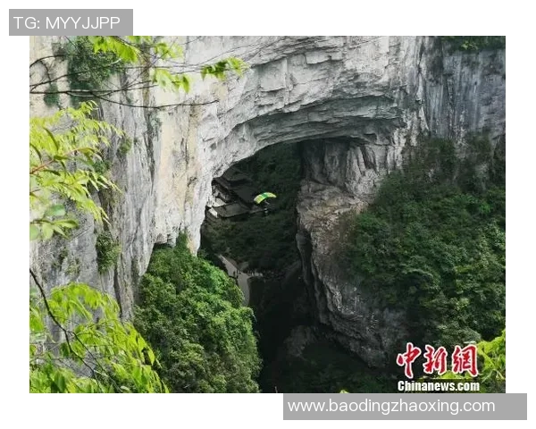 重庆极限运动队的进攻策略与热点分析探讨